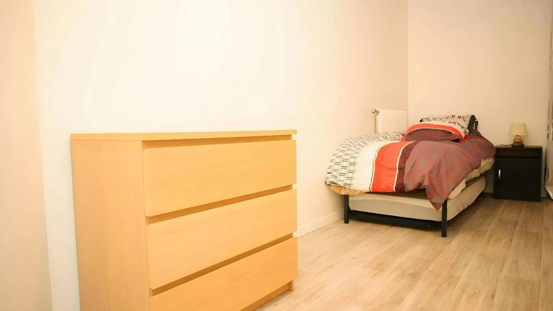 Creteil. Au Pied Du Lac. T4 De 67 M2 Apartment France